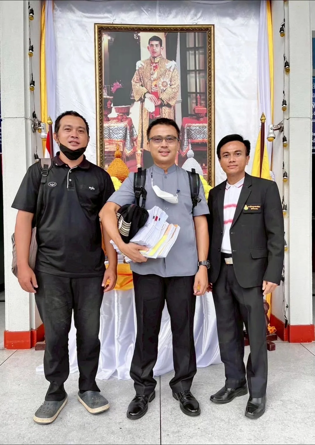 การทำงานร่วมกับผู้ประกอบวิชาชีพ